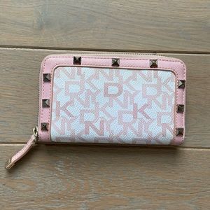 DKNY wallet